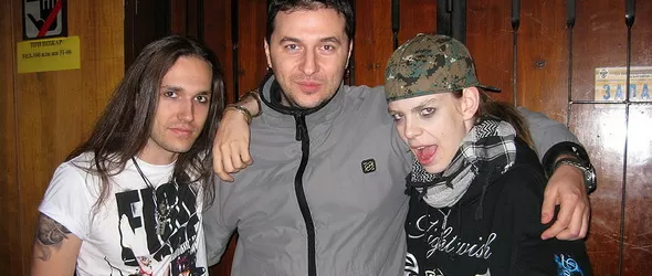 Нищят книгата на Антъни Кийдис по Фрактура