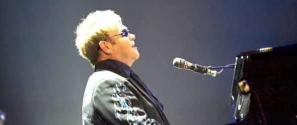 Свършиха ВИП билетите за концерта на Елтън Джон у нас