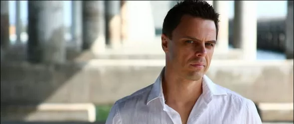 Маркус Шулц на фронта в Ялта довечера