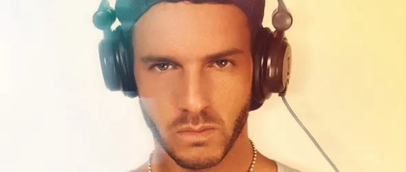 Mузикално-сексуалната власт на Мики Фридман в клуб ID