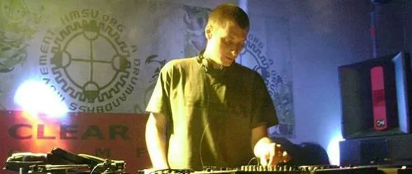 Ренесанс и H.M.S.U. сурвакаха за ЧНГ 2010 с як купон