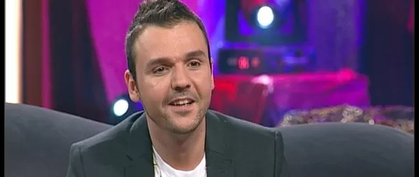 Влади Графа специален гост на Азис утре вечер