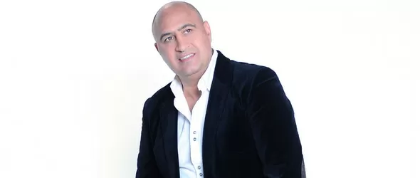 Кондьо – фен на Елтън Джон