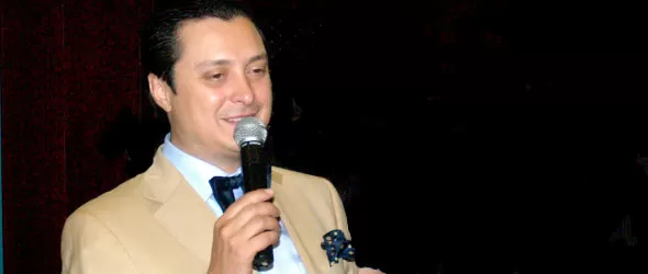 Васил Петров връща Коледа с концерт в Града на тепетата