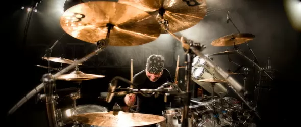 Стратовариус пристигат с два луксозни тур буса в София