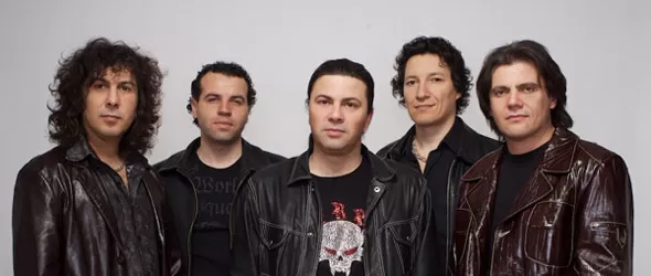 Б.Т.Р. между акустиката и тока