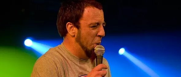 Сърмата Хари развързва купона в The Box