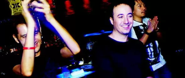 Димас в Ескейп! Защо българската публика го харесва толкова?