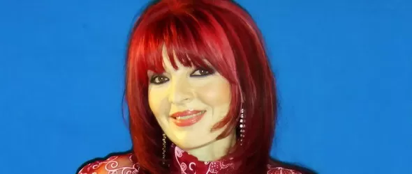 Джина от Трамвай № 5 пее за болни от церебрална парализа