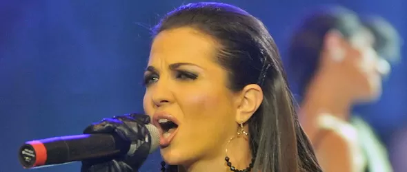 Райна сложи силикон в устата