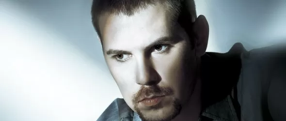 Музикант от Ърт, Уинд Енд Файър написа текст за наше момче