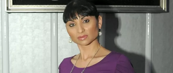 Софи Маринова се оръси 500 евро за ключодържател