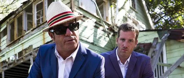 Дъб Пистълс стрелят в Ескейп