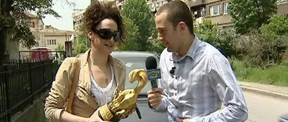 Деси Тенекеджиева го отнесе