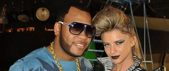 ЛиЛана се гушна с Фло Райда