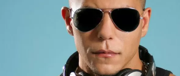 Испански мачо диджейства в столичния клуб ID