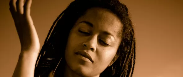 Горещо със Сара Тавареш в София. Оne Love