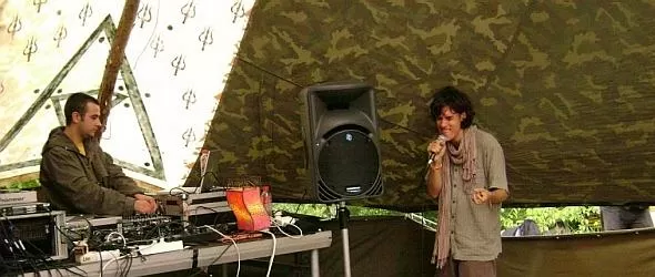 Електроника в черно-белия лабиринт на шахмата