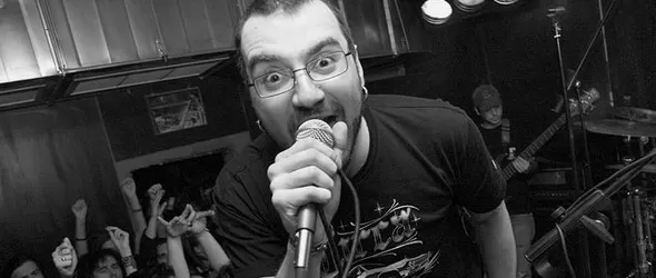 P.I.F. и Дер Хундс с общ концерт в Строежа