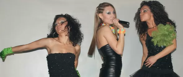 АV с втори сингъл