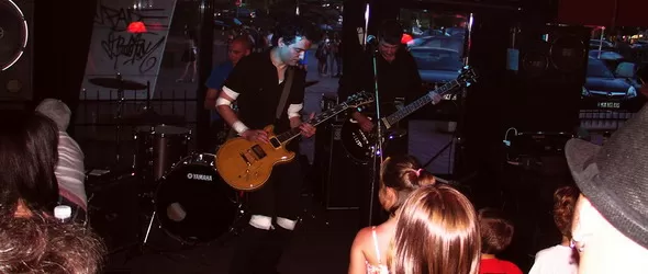 Палма Минута превзеха Radio Cafe