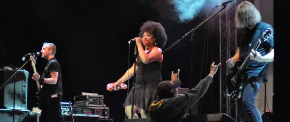 In The Palace! Саундтракът на Балчик 2010. Епизод 3