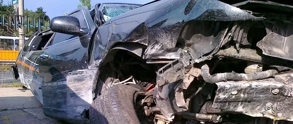 Румънеца и Енчев живи като по чудо след зверска катастрофа