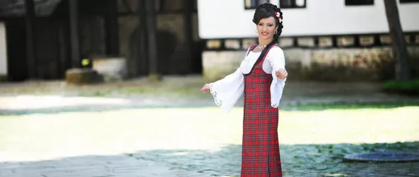 Румяна Попова с нова песен и клип