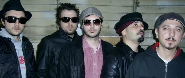 Дичо, Данчо Караджов, Рени и Веселин Маринов за децата в Могилино