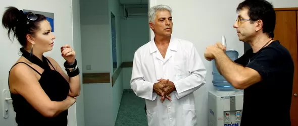 Ивана при пластичен хирург?