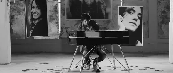 Моникс дебютира по MTV