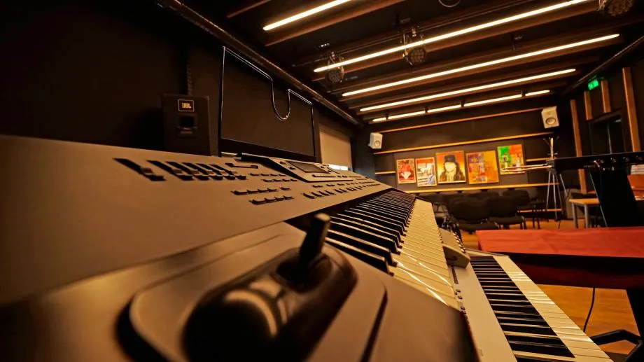 20-ти юбилеен международен фестивал "Вселената на компютърната музика 2021"