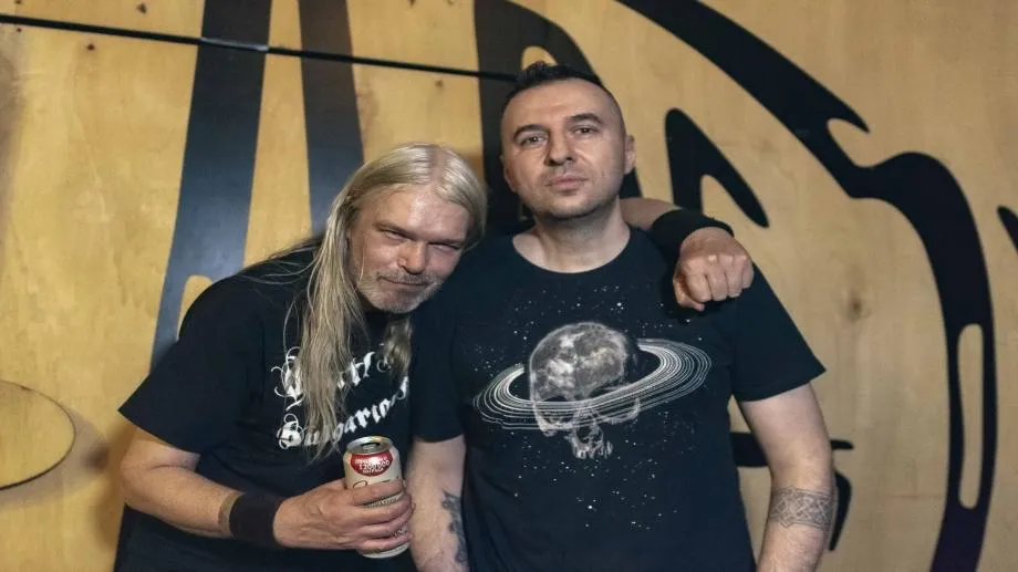 Martin van Drunen (Asphyx) и Pretty Maids по "Фрактура" тази неделя