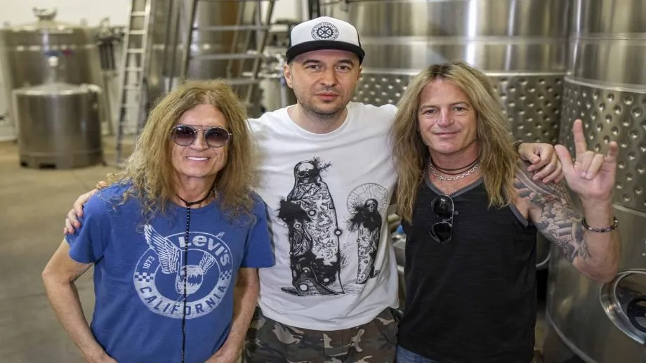 The Dead Daisies и Jethro Tull фронтално по "Фрактура"