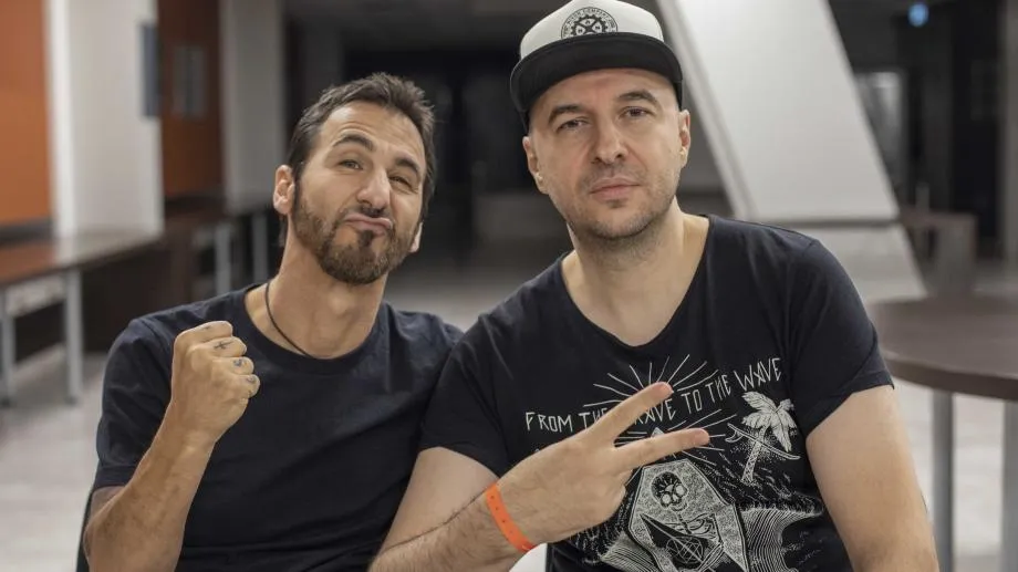 Специално интервю със Sully Erna (Godsmack) по "Фрактура" тази неделя. Още: Клипове, концертни и акустични изпълнения
