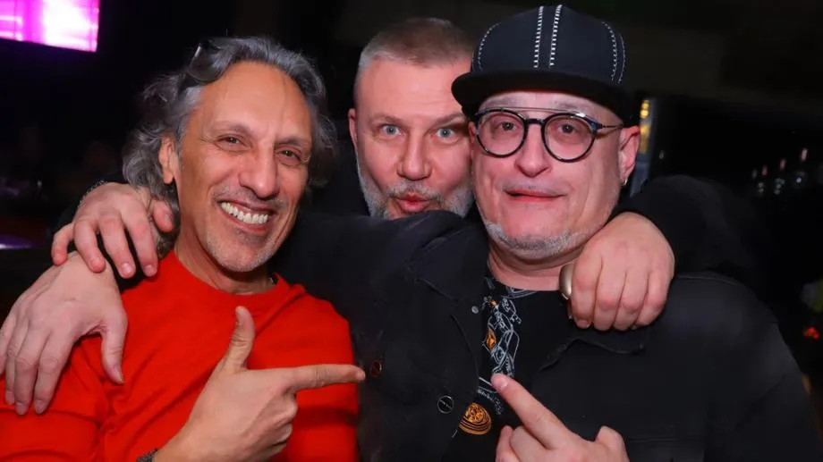 Златната генерация родни диджеи се събра на грандиозно парти за рождения ден на култовите Simon и Argo MC в Mascaret Disco Bar