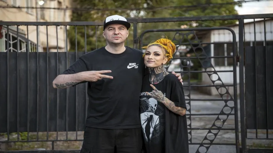 Elena Cataraga (Infected Rain) и Steve Vai събеседници на Васко Катинчаров