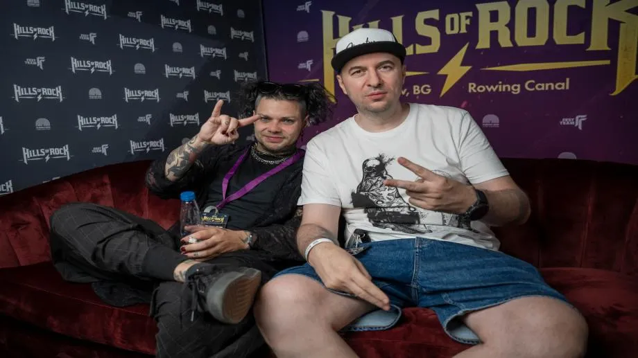 Sebastian Biesler (Ghostkid) и Tankard в едър план по "Фрактура"