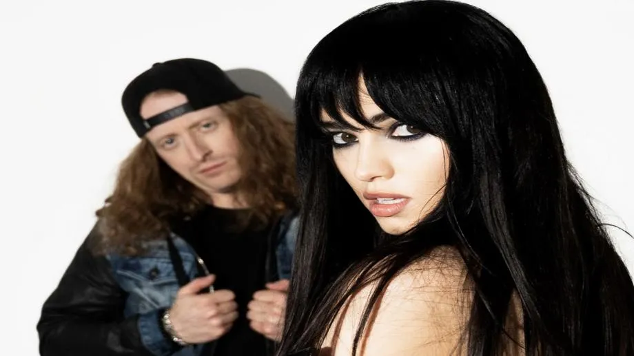 Първият десант на украинската хард-рок сензация Noapology у нас и Алла Пугачова на фокус в Часа на Плешивото куче. Александър Розенбаум и Hobo Blues Band още в предаването на Ивайло Кицов