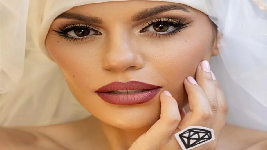 Мими Николова, Владимир Ампов – Графа, Дара Екимова и Venzy гости на Михаела Филева за големия ѝ концерт в НДК