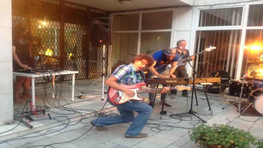 Почина Вачо Бъндарака, легенда на българския рок-ен-рол