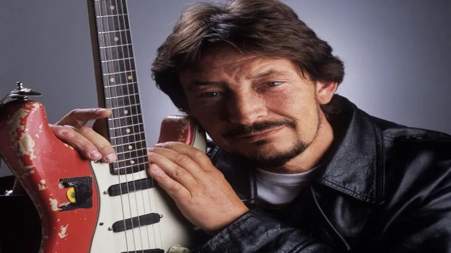 Блусменът Крис Риа, изпял "Driving Home For Christmas", почина на 74