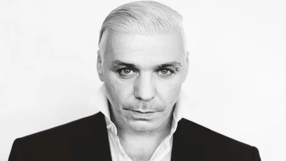 Виж кой спечели "100 стихотворения" на Тил Линдеман от издателство "Скрибенс"