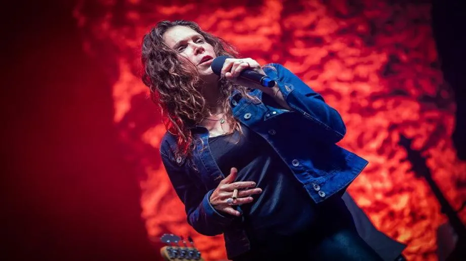 Кралицата на блус и рок музиката Бет Харт идва отново в България през лятото