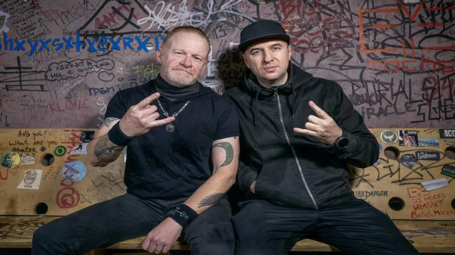 Matt Barlow (Ashes Of Ares) и Rotting Christ гостуват на Васко Катинчаров