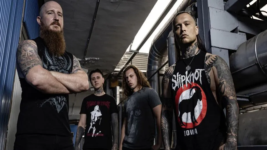 Метъл привети от модерна Унгария в Часа на Плешивото куче. Още: нови сингли на Юля Белей с Хитмахер, Шавие Курт Найду и памет за Ирина Чмихова