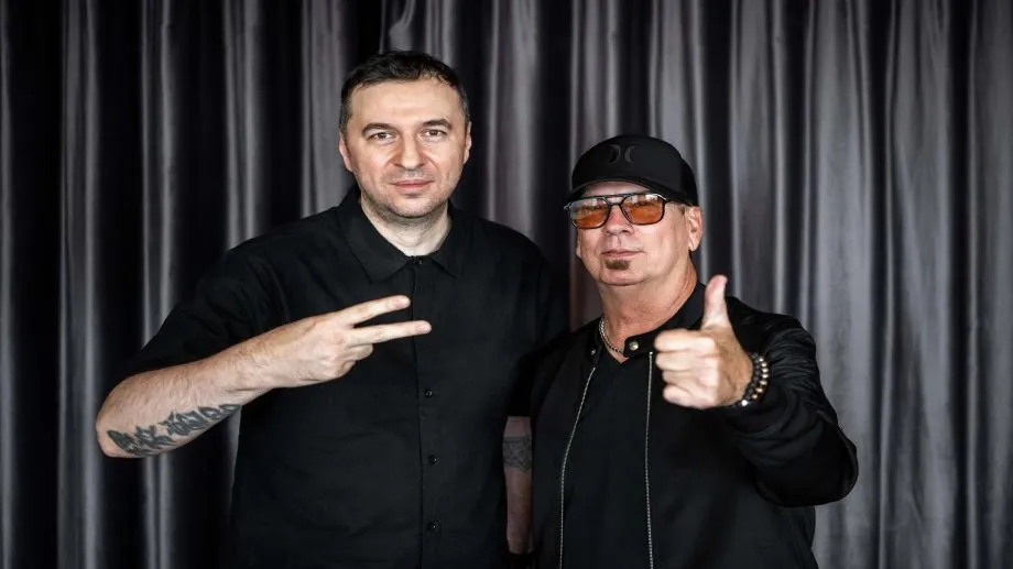 Thomas Youngblood (Kamelot) и Static-X пред Васко Катинчаров